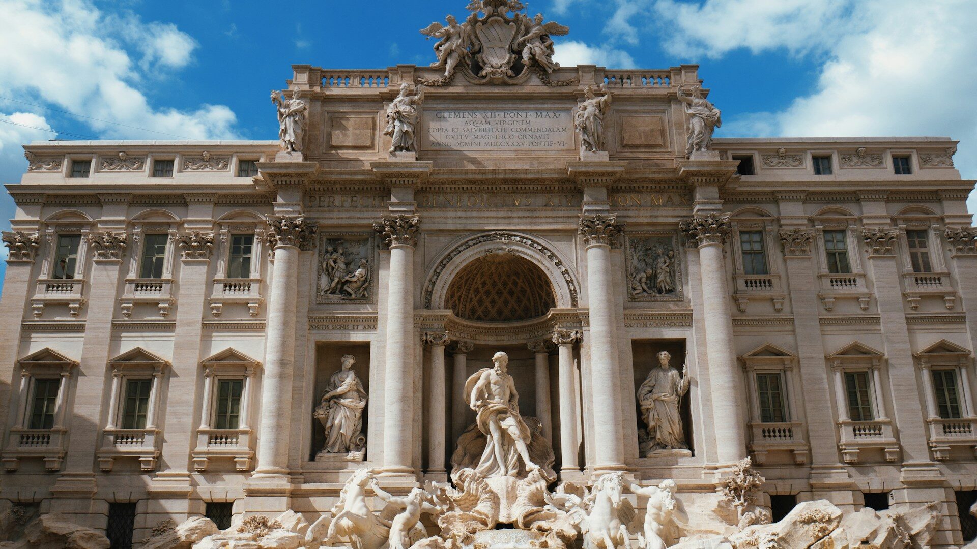 Trevi Fountain Rome - La Fontana Di Trevi - visit-rome.net